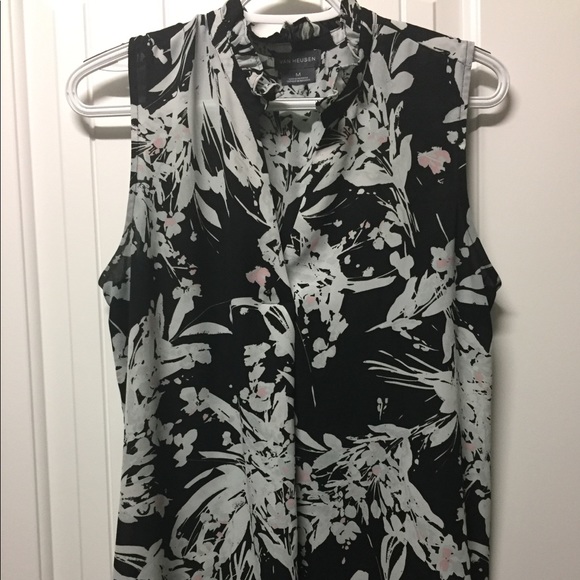 Van Heusen Sleeveless Blouse - Picture 1 of 2